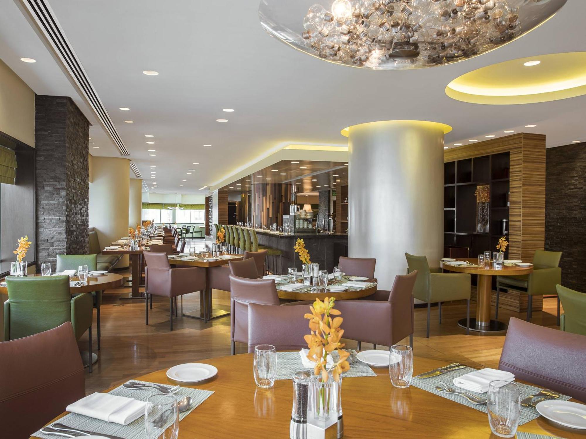 Towers Rotana - Hotel 4*