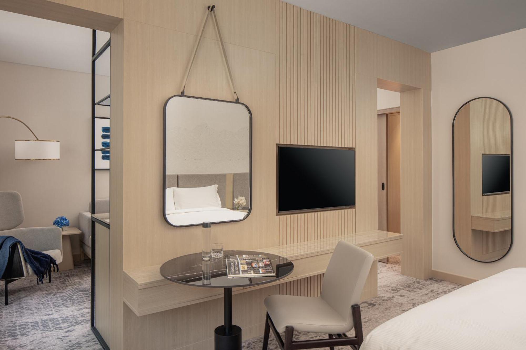 Towers Rotana - Hotel 4*
